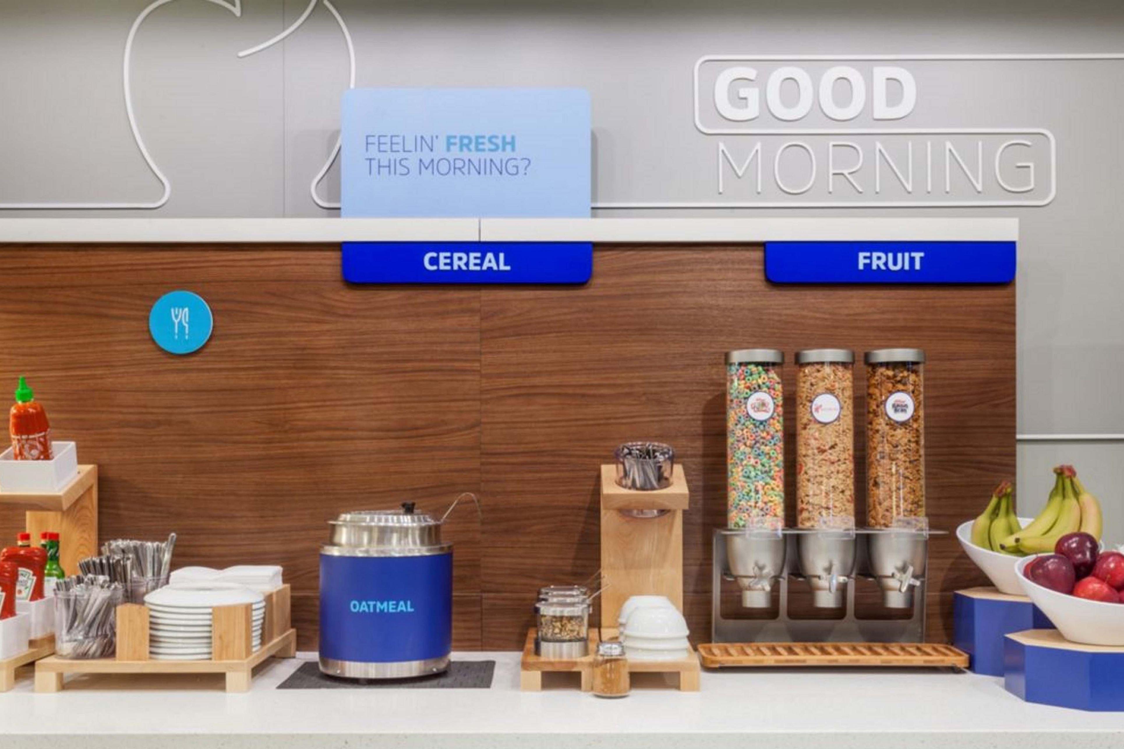 Holiday Inn Express & Suites Rapid City By Ihg Ngoại thất bức ảnh