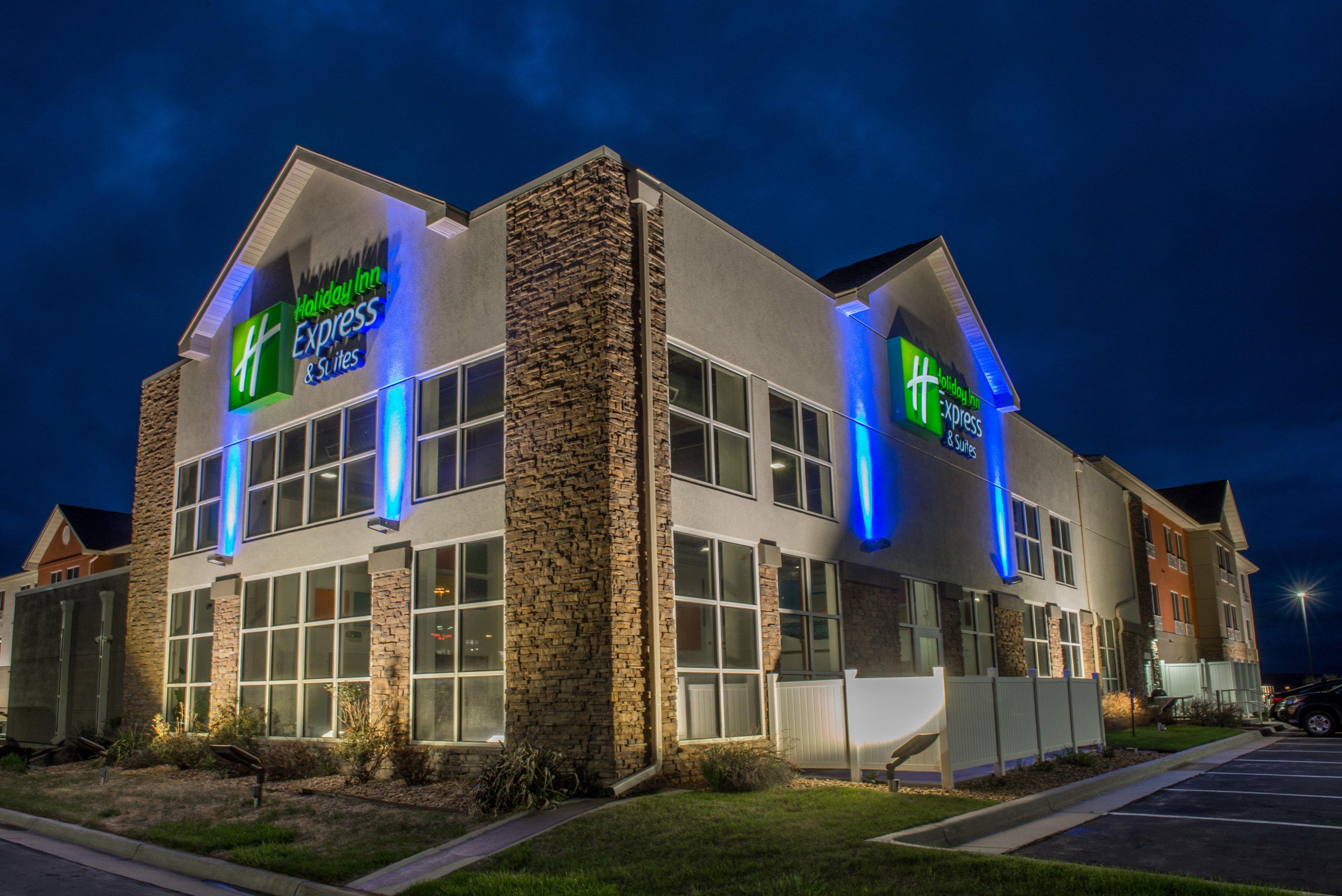 Holiday Inn Express & Suites Rapid City By Ihg Ngoại thất bức ảnh
