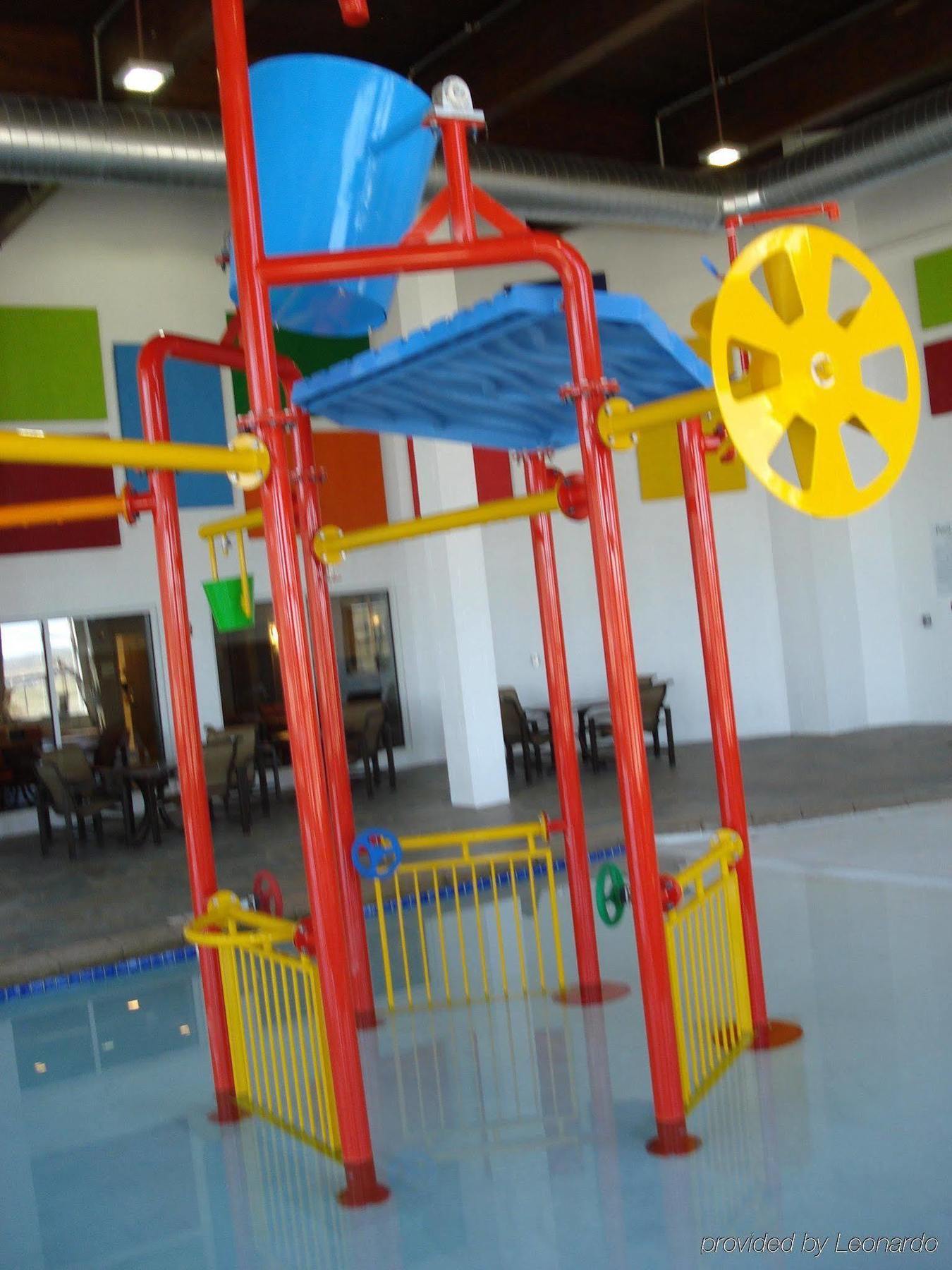 Holiday Inn Express & Suites Rapid City By Ihg Ngoại thất bức ảnh